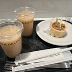 DEAN & DELUCA CAFE NEWoMan - 