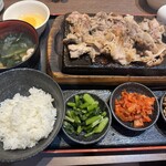 感動の肉と米 - 