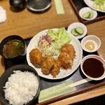 Suehiro - 一口豚ヘレかつ定食＋カニクリームコロッケ