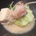 Hakata Motsu-nabe Ooyama Kaunta Kitte Hakata - もつ鍋