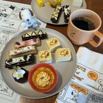 PEANUTS Cafe Oosaka - 