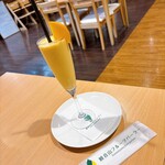 Kannon Yama Fruit Parlour Nanki Tanabe Ten - 