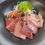 宮本商店 - 俺のまぐろづくし丼