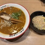 麺屋・國丸。 旭軒 - 料理写真: