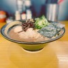 天龍ラーメン - 料理写真:僕たちは、煮卵入りラーメンを注文。 麺の硬さは僕がカタ、後輩は自信満々に「バリカタで」と言い放つ。