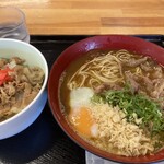 セルフうどん　とんぼ - 料理写真:カレー中華に牛丼です☆　2024-1122訪問