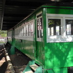 緑の村 バーベキューハウス - 沼尻鉄道の車両