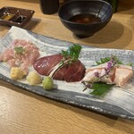 ヤキトリサクラ - 料理写真:刺身三種盛り合わせ