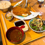 anko Daikanyama Ten - アジフライ定食（1380円）