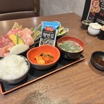 焼肉ホルモン たっとん亭 - 料理写真: