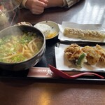 うどん酒房梵 - 料理写真: