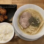 Mukacho Toripaitan Ramen Menpo Sakuichi - 