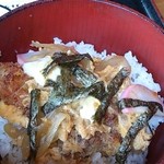 Alm - 「日替りランチ」（650円）「チキンカツ丼」