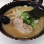 Ramen Kan - こってり醤油