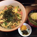 Hachisuke - 木の葉丼（650円）