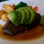 BistroPetitBonheur - 和風ランプ肉とアボカドのステーキ　ワサビ醤油セット(\1,400)①