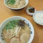 Yamagoya Ramen Kashima Ten - ラーメン￥５８０とＢセット￥６８０