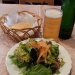 IL Vecchio Mulino Shinnakano - パスタセットのサラダ、パン＋ビール