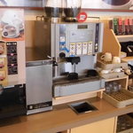 ガスト - すてきなドリンクバー コーヒーサーバーは2ッ