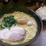 壱角家 - 味玉ラーメン