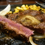 Ikinari Steak Hozenji Ten - ☆厚みもごちそうですね☆