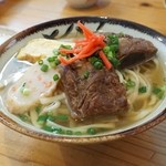 レストラン海路 - 料理写真:ソーキそば小500円