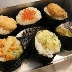 Tsukiji Tenmusu Matsuya Ginza Ten - 築地天むす 6ヶ 907円。