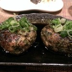 Yakitori to Korean Jinsei no Rakuen - 名物　つくね