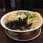 43 Daime Tetsumen Irumaguji Ten - 醤油豚骨ラーメン全部入り