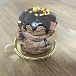 PATISSERIE CAFE VIGO - チョコシュー