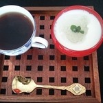 Fuu - デザートはタピオカ入りココナッツミルクとホットコーヒー