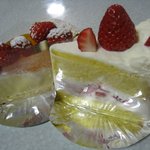 ichigoya - 苺のショートケーキ480円、マスカルポーネのタルト550円