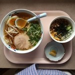 Oishinbo Yamaoka - 日替わり　しょうゆラーメン＋そぼろご飯