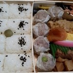 Kiyoken Tokyu Nagatsuda Eki Ten - 「シウマイ弁当」８００円。