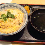 Osoba Dokoro Mimatsu Senri Ten - 親子丼(730円)