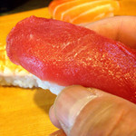 Sushi Nagomi Dokoro Wasabi - 赤身なんですがどちらかと言えば中トロに近くマッタリとした食べ応えです