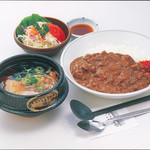 Ishokutei Housei Maru - カレーランチ