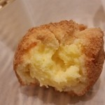 Little Mermaid Chuorinkan Tokyu Sukuea Ten - まんまるチーズケーキ断面。