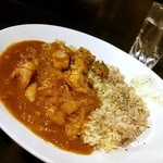 カレーキッチン ガサ - 薬膳カレー＋タンドリーチキン(ライスは 玄米にチェンジ)