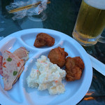 Takarazuka Washington Hotel Riverside Beer Garden - ポテサラ、唐揚げ、ハム