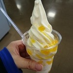 Senbonmatsu Bokujou Soft serve ice cream Joyful Honda Utsunomiya Ten - マンゴーサンデー