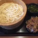 Marugame Seimen Akiruno Ten - 肉盛り釜揚げ！！