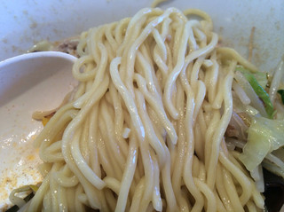 Ringer Hut Hachiman Nagainumaru Ten - 麺