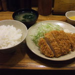 トンチンカン - ロースカツ定食です。