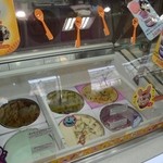 Thirty-One Ice Cream InNoshoten - 店内の雰囲気