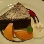 cafe dining　e - しっとりガトーショコラ