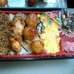 Japan Ichi Odakyu Marushe Tamasenta Ten - ◆カラフル焼鳥弁当 490円