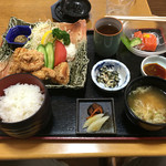 Igidani Onsen Izawa no Sato - から揚げ定食です