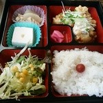 遊食彩宴 サンフラワー - 【2015.12.15(火)】日替りランチ(鶏タルタル)680円