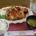 Clover House - 生姜焼きセット1200円